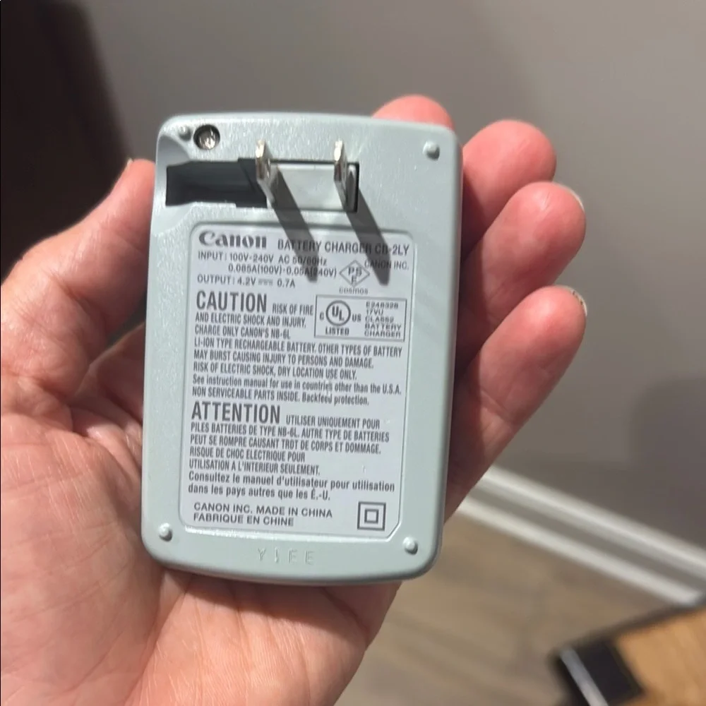 Canon Light Gray Battery Charger